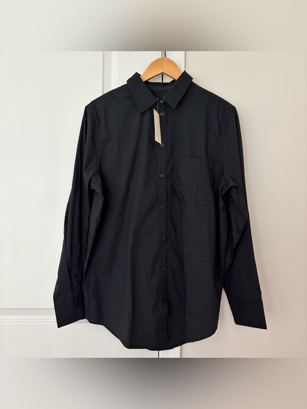 A New Day Women’s Relaxed fit Button down long sleeve shirts black Medium
